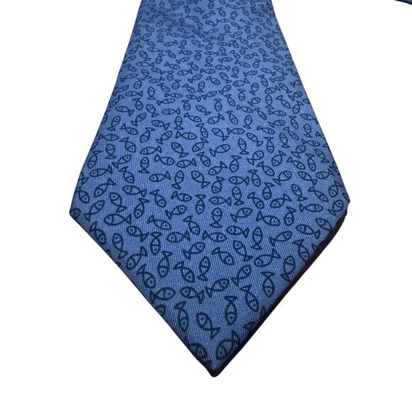 Hermès 100% Silk Tie – Fish Print – Luxury Designer Necktie - Picture 6 of 6